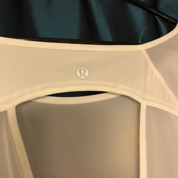 If your lucky lululemon - Picture 4 of 7